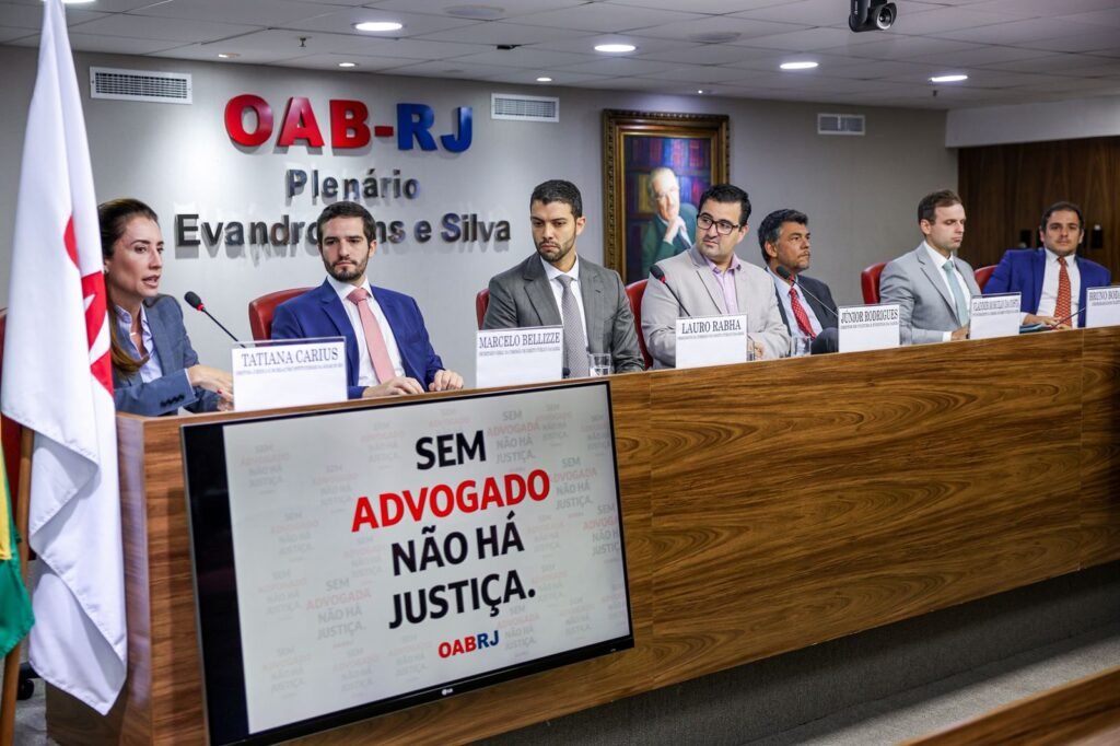 comissao de direito publico