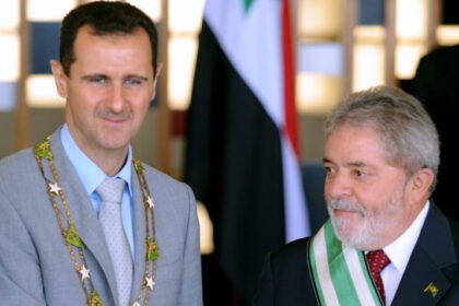 Ditador homenageado por Lula ficou conheccido por Assad ficou conhecido pelas prisões, torturas e assassinatos eram usados com frequência para silenciar opositores