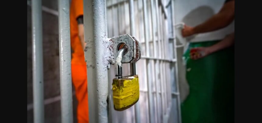 Para 86% dos brasileiros a polícia enxuga gelo