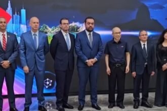 Cláudio Castro busca novas tecnologias para ampliar sistema de monitoramento e inteligência das Forças de Segurança