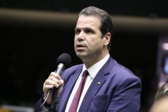 Audiência na Câmara discute fraudes bilionárias no INSS