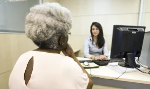 Fraudes no INSS podem elevar idade mínima de aposentadoria para 78 anos