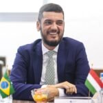 Rodrigo Bacellar assume governo do Rio e se fortalece como sucessor de Cláudio Castro