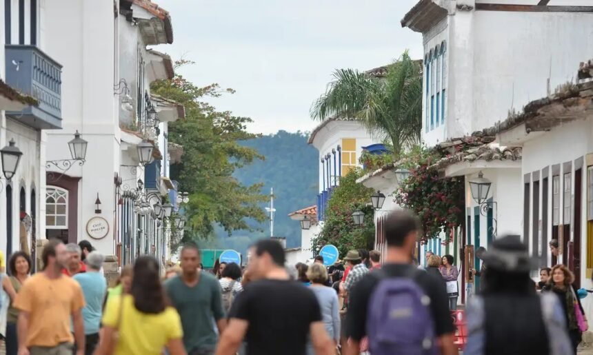 Paraty avança na inclusão social com moradia para a população