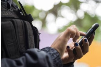 Sistema de reconhecimento facial, em aplicativo de celular da PM, leva à prisão de foragido da Justiça