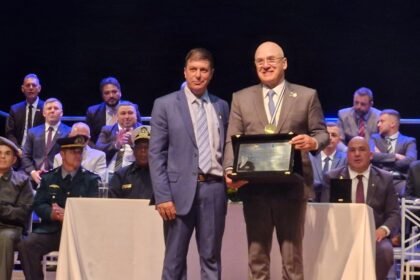 Presidente do Sistema Fecomércio RJ é homenageado em Nova Friburgo