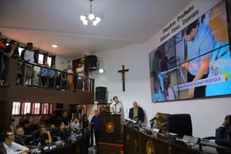 Prefeito de Mangaratiba comemora avanços