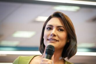 Alerj aprova nova homenagem para Michelle Bolsonaro