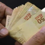 Mas como não há nada ruim que não possa piorar, o governo Lula quer aumentar ainda mais os impostos, com a proposta de elevação do IOF. Será que o brasileiro vai aguentar?
