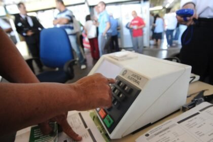 Fim da reeleição em pauta no Senado