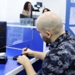 Gasta tempo! Falta de vagas no site do Detran-RJ em Niterói obriga moradores a se deslocarem até Bangu