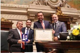 Movimento católico que transforma vidas é homenageado na Câmara do Rio com presença de Cláudio Castro
