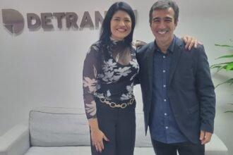 Mesmo sem mandato, Alana Passos articula parcerias e solicita Detran Presente para Queimados