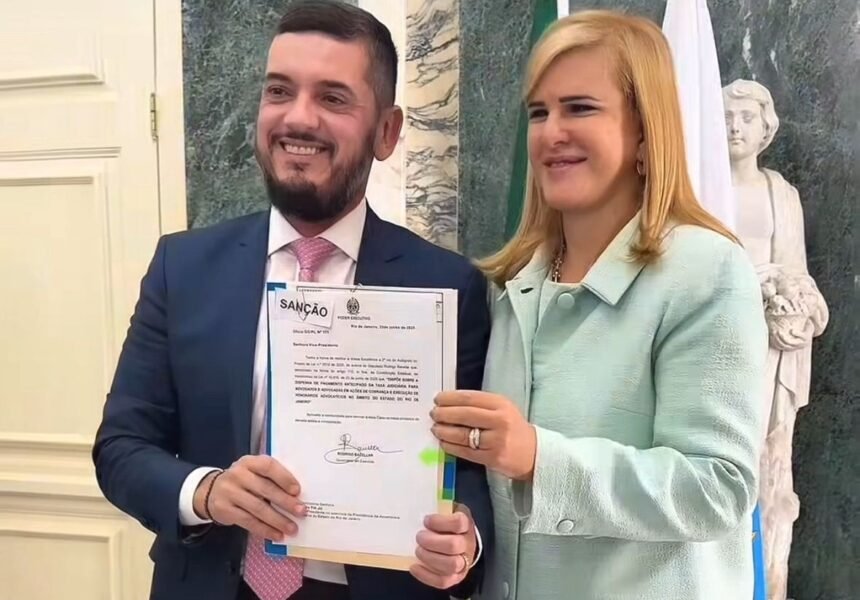 Bacellar marca dois golaços para advocacia do Estado do Rio de Janeiro