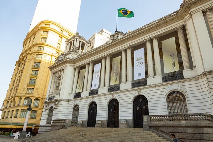 Fé e reconhecimento: Câmara do Rio realiza sessão solene em homenagem à Renovação Carismática Católica