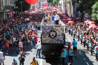 Cláudio Castro declara Cordão da Bola Preta patrimônio do Estado do Rio