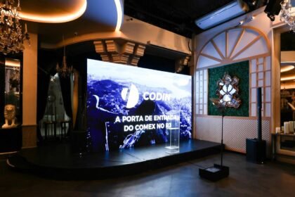 Estado do RJ avança como potência logística: parceria entre CODIN e Clube do Comex impulsiona comércio exterior