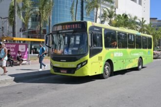 Aumento da passagem em Niterói gera revolta e críticas à gestão municipal