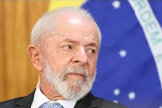 Lula tenta surfar no tarifaço de Trump, mas avaliação segue negativa, mostra PoderData