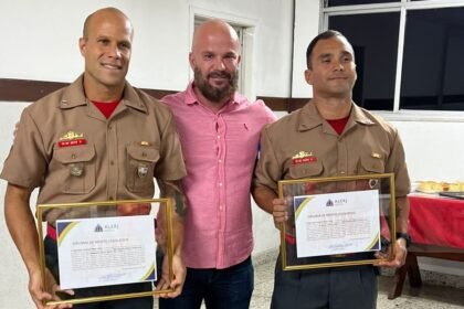 Bombeiros que salvaram mulher de afogamento em Itacoatiara são homenageados na Alerj