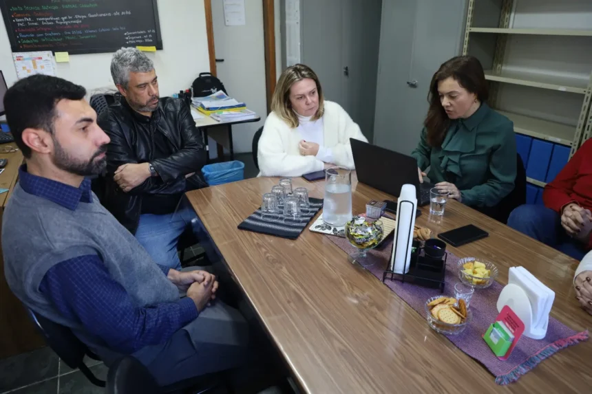 Prefeitura de Teresópolis e Sebrae-RJ lançam projeto para transformar empreendedores em fornecedores da rede pública de ensino