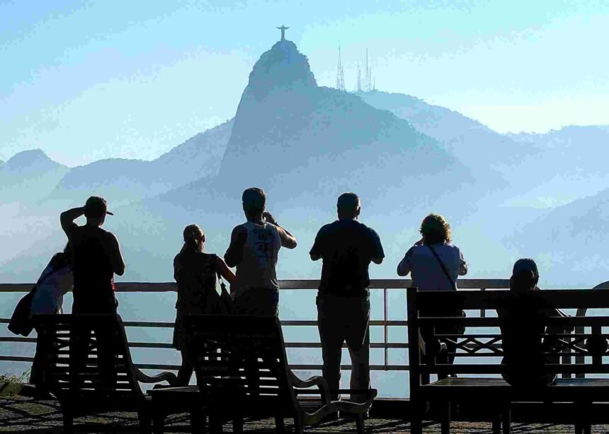 Turistas norte-americanos já injetaram mais de R$ 1 bilhão na economia do estado do Rio em 2025
