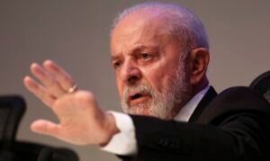Nem o tarifaço de Trump salvou Lula: rejeição persiste, mostra Quaest
