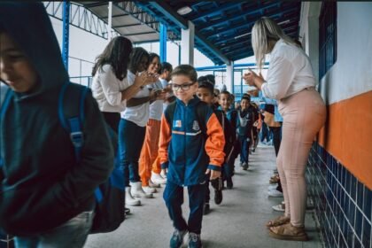 Itaboraí inicia segundo semestre letivo com explosão de matrículas