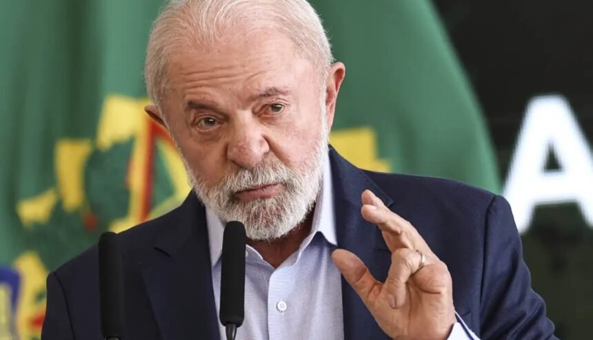 Maioria dos brasileiros diz que Lula falhou no tarifaço — e não merece reeleição, mostra pesquisa Ipsos-Ipec
