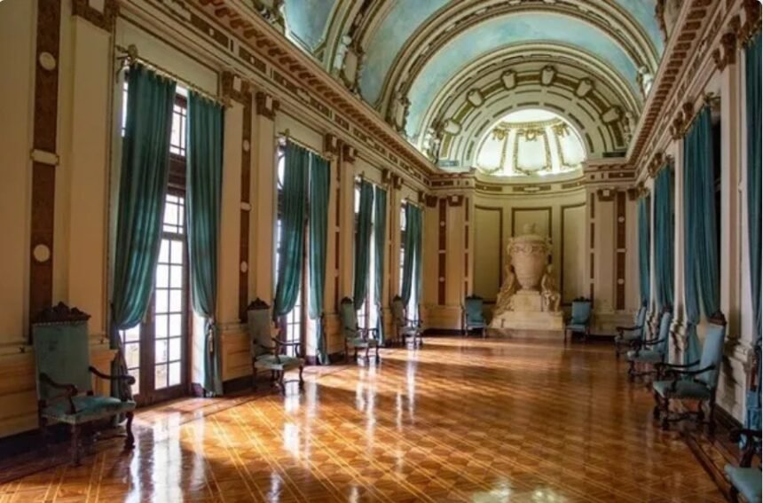Palácio Tiradentes vira palco com espetáculo gratuito sobre Luiz Gama