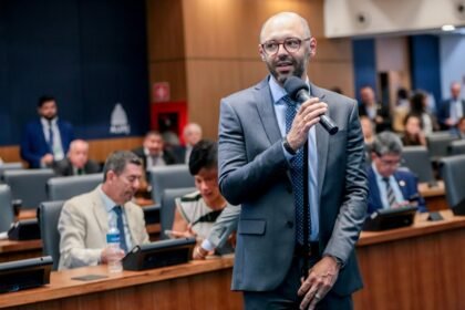 Knoploch acusa coordenadores do Segurança Presente de desrespeitar deputados e ameaçar comerciante na Tijuca