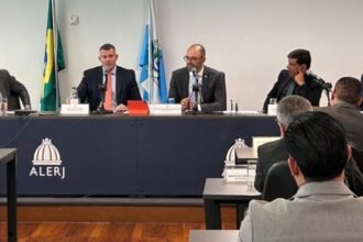 Knoploch endurece com seguradoras e associações após ausência em CPI da Alerj