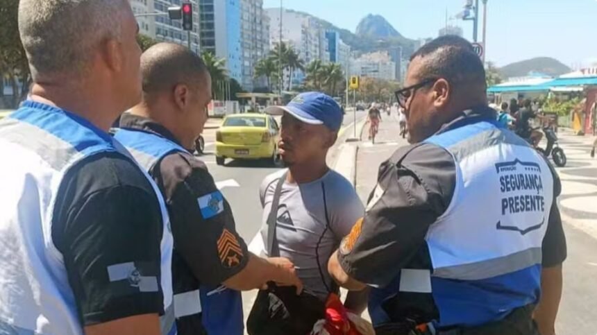Segurança armada? Paes não fiscaliza nem golpe de camarão a R$ 400 na orla