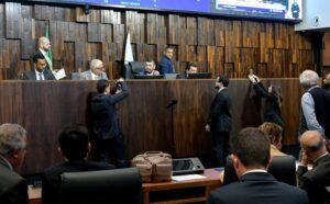 Alerj aprova pacote de enfrentamento ao crime com medidas inéditas de segurança e controle penal