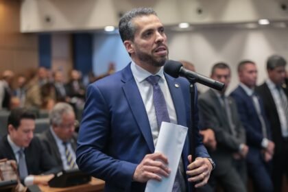 Deputado Rodrigo Amorim cobra maior engajamento de deputados e comissões permanentes da Alerj
