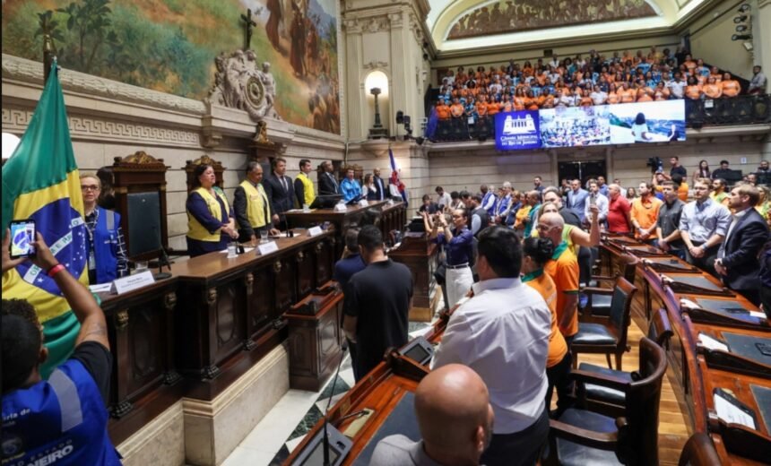 Cinelândia vira palco de mobilização nacional pela PEC que valoriza agentes de saúde