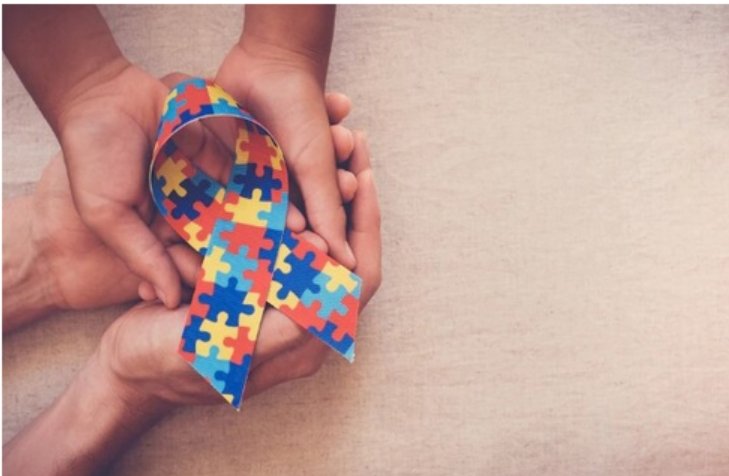 Deputados lideram avanço histórico no cuidado a pais e mães atípicos no Rio