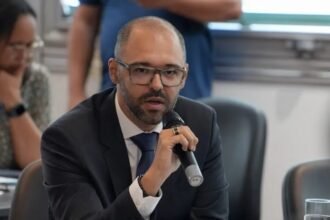 Tensão e confronto marcam audiência da CPI dos roubos de carros na Alerj