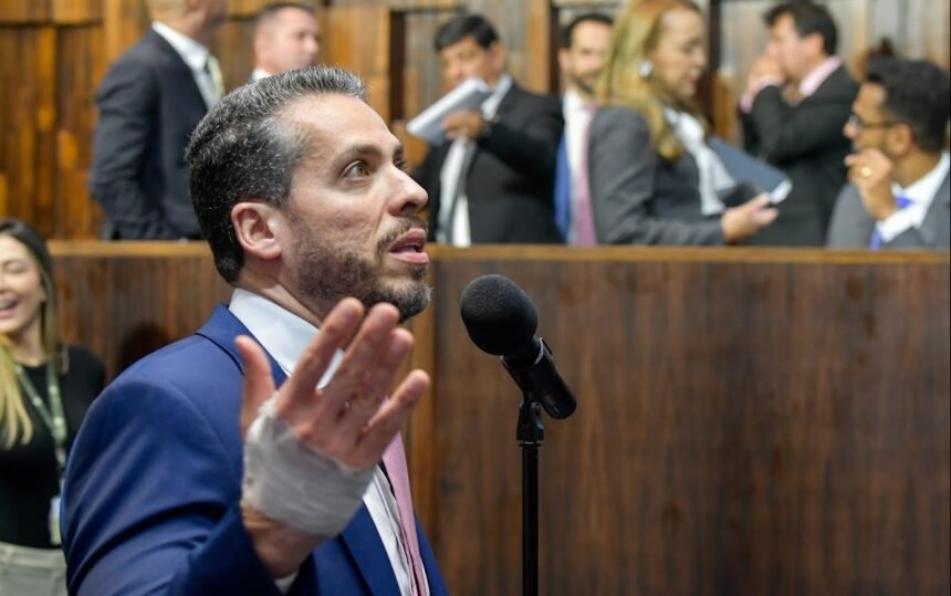 Bate-boca na Alerj termina com sugestão de exame toxicológico para deputados