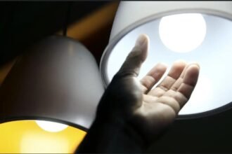 Negociação entre empresa dos irmãos Batista e Governo Lula pode impactar tarifa de luz