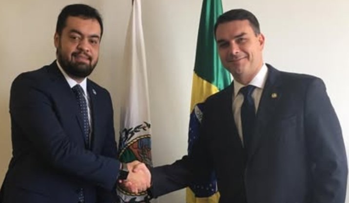 Flávio Bolsonaro lidera com folga e impulsiona chances de Castro ao Senado no RJ, aponta pesquisa Gerp