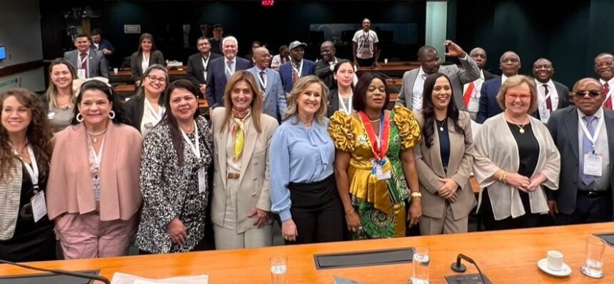 Deputada Célia Jordão leva voz do Rio ao Fórum BRICS