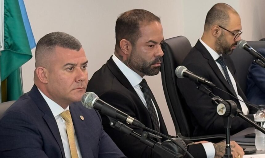Deputado Poubel confronta empresário preso que teria debochado de parlamentares em CP