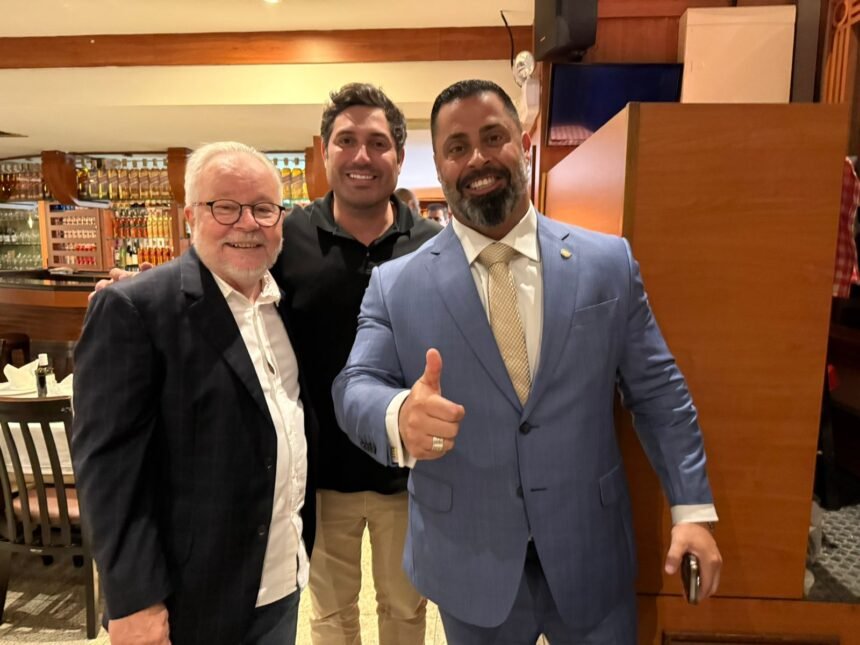 O ex-deputado Luiz Martins, o deputado federal Luciano Vieira, e o deputado estadual, Daniel Martins