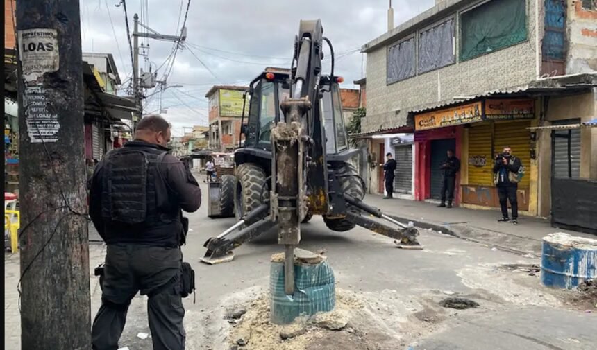 Presença de facções e milícias cresce 35,7% em um ano e já atinge 28,5 milhões de brasileiros, aponta Datafolha