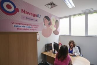 Cláudio Castro amplia em 400% programa que transforma o cuidado com mulheres com câncer de mama