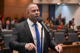 Deputado declara guerra à máfia das bebidas e promete fechar fábricas clandestinas no RJ