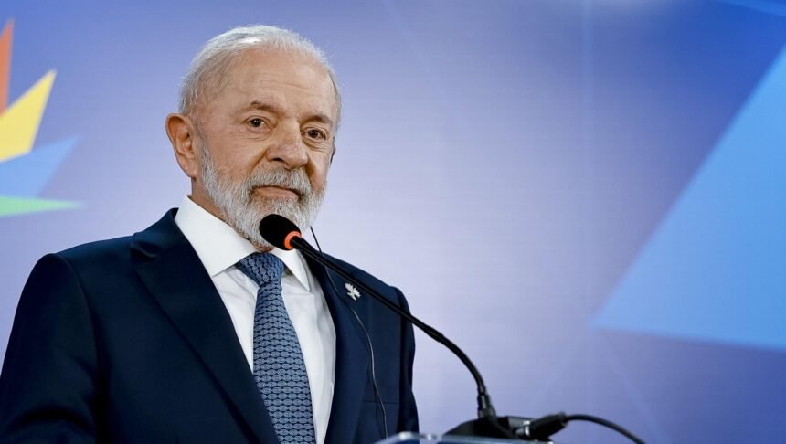 Pesquisas mostram Lula atrás de Bolsonaro, Michelle e Tarcísio — e rejeição à reeleição é maioria