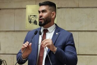 Câmara do Rio aprova fiscalização digital para pôr fim à ‘máfia dos flanelinhas’