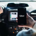 Uber muda regras e veta modelos populares a partir de 2026: veja quais carros estão fora